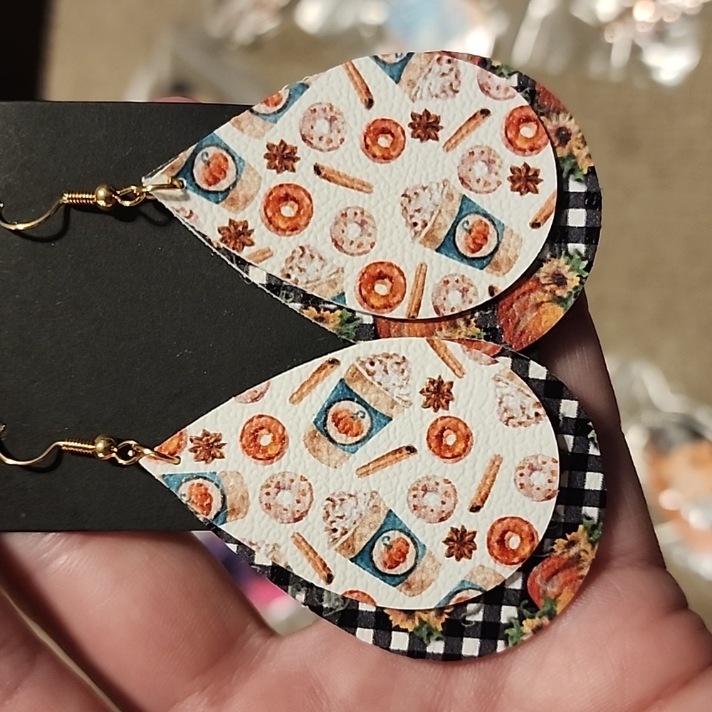 Earrings 🎃☕️
